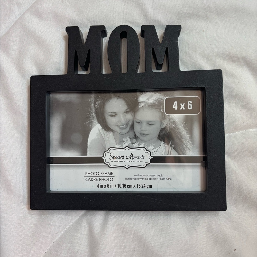 Special Moments Black MOM Photo Frame for 4 X 6 picture